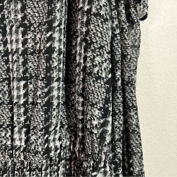 Michael Kors Black Georgette Cold Shoulder Midi Dress‎ Size XL - Picture 3 of 8